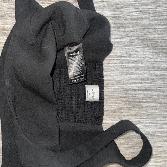 Aritzia Wilfred Ibiza Bustier (Cropped Top) (black matching pants) - Picture 7 of 9